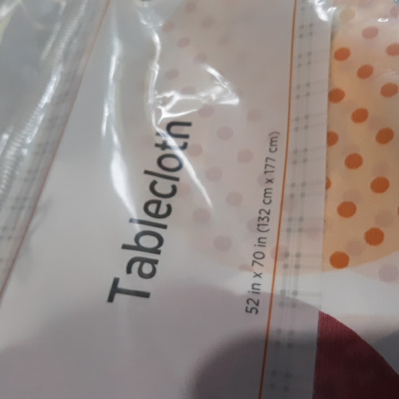 😇 Tapestry table runner and table cloth bundle - Picture 5 of 7